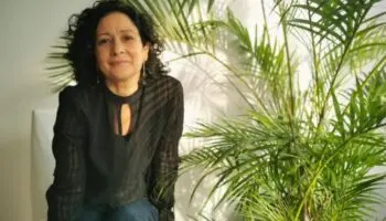 “Estamos educados para hablar de lo exitoso de la maternidad, pero no de sus fracasos”: Pilar Quintana