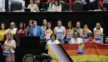 Cámara de Diputados aprueba prohibir terapias de conversión