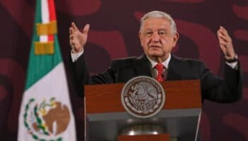 'Montaje' y 'propaganda' retenes de encapuchados que detuvieron a Sheinbaum: AMLO