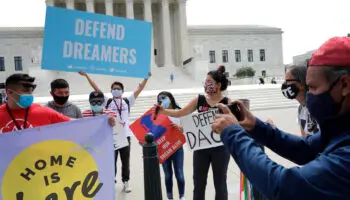 Programa de Biden permite a 'dreamers' trabajar y no ser deportados: Eunice Rendón | Entérate