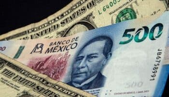 Peso mexicano se debilita, luego de que inflación aumentara más de lo esperado