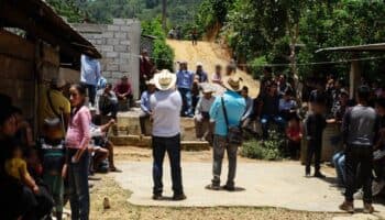 Chiapas | 800 personas de la comunidad La Esperanza se desplazan por enfrentamientos armados: Ángeles Mariscal | Video