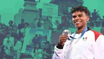 Videos | Mexicanos celebran en el Ángel de la Independencia histórica medalla de Prisca Awiti