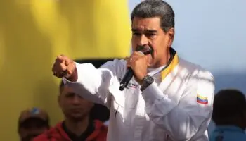 Maduro denuncia ataques 'brutales" de 'bots' informáticos desde México, España y Argentina