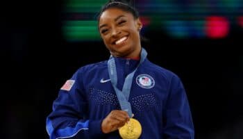 Simone Biles se cuelga su tercer oro en París 2024