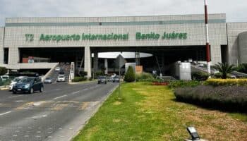 AICM y AIFA suspenden actividades por banco de niebla