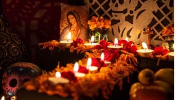 Prepara tu altar para el Día de los Muertos; esto eso lo que necesitas