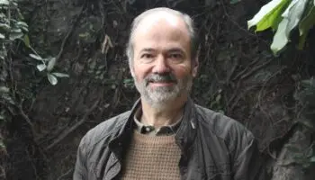 “Estamos ante el desafío de conocer la dosis de tecnología que nos conviene”: Juan Villoro