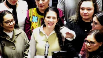 Congreso CDMX elige a Bertha Alcalde como fiscal