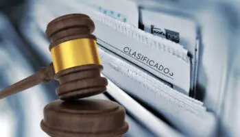 Hay 'ruindad democrática' en México y alerta por opacidad: Figueroa