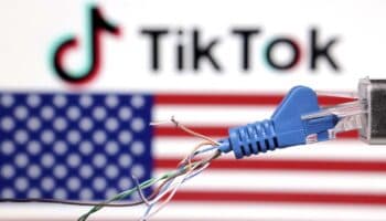 TikTok pide a la Corte Suprema de EU frenar posible prohibición y su director se reúne con Trump