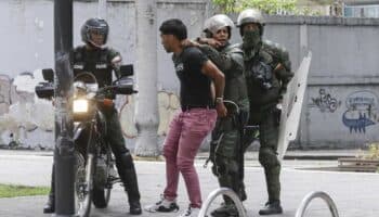 Machado denuncia que las 'fuerzas represoras' de Maduro han 'secuestrado' a más de 30 personas