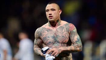 Decomisan droga, armas, dinero y joyas en la operación que involucra a Nainggolan