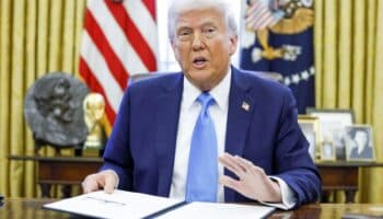 Trump ordena sacar a EU del Consejo de DDHH de la ONU y congela fondos para UNRWA