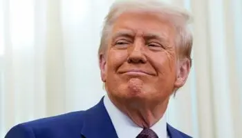 Demandan en Nueva York a Trump por negar ciudadanía a hijos de indocumentados