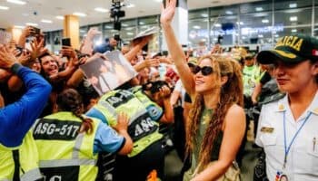 Shakira es hospitalizada; suspende concierto de ‘Las mujeres ya no lloran world tour’