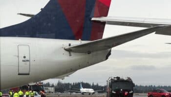 Videos | Chocan aviones en Seattle; uno se dirigía a Puerto Vallarta