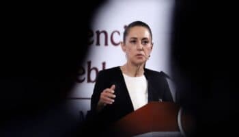 'No voy a establecer dialogo con un abogado de narcotraficante': Sheinbaum amaga con demandar