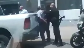 Zoé Robledo descarta presencia de armas y dinero en detención de delegado del IMSS