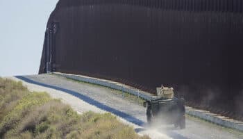 EU 'no va a construir ninguna base militar' en la frontera con México: Esquivel | Entérate