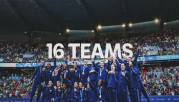 "Estamos invirtiendo en el futbol femenino": Infantino