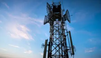 Reforma de telecomunicaciones es un 'Golpe a la libertad de expresión': Denisse Dresser | Video