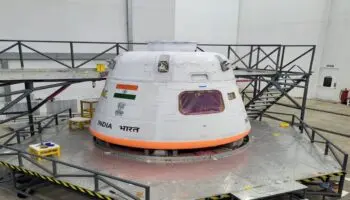 Aplaza India su primer vuelo espacial tripulado hasta 2027