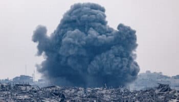 Israel abre fuego cerca de centro de ayuda en Gaza: 10 muertos y 120 heridos