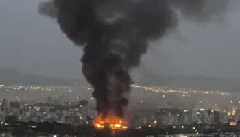 Israel confirma ataque a carretera de Fordó, prisión y universidad iraníes: '¡Viva la libertad, carajo!'
