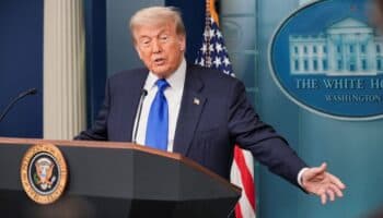Trump dice que consideraría bombardear Irán de nuevo