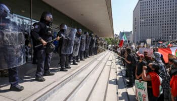 Suspenden citas y audiencias migratorias en Los Ángeles por protestas