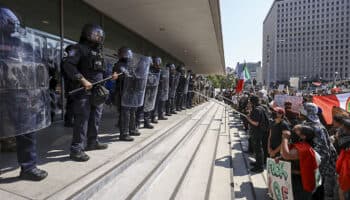 Suspenden citas y audiencias migratorias en Los Ángeles por protestas