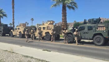 'No es posible que marines y gente entrenada para la guerra se encuentre en las calles': activista en LA | Video