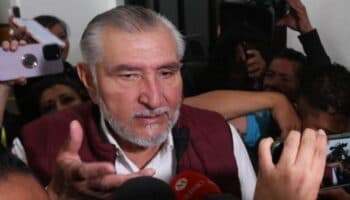 Adán Augusto López reaparece en Congreso de Morena tras polémica por su exsecretario