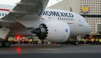 Crisis con EU deja a la aviación mexicana en 'total incertidumbre': experto en derecho aéreo