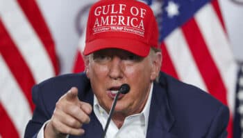 Trump plantea como 'próxima tarea' deportar a ciudadanos nacidos en EU: 'También deberíamos echarlos'