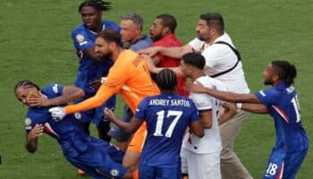 Mundial de Clubes 2025: Arma Luis Enrique Martínez la bronca tras el silbatazo final | Video