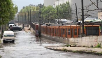 'Home Office' por lluvias: CDMX exhorta a empresas a tener empatía