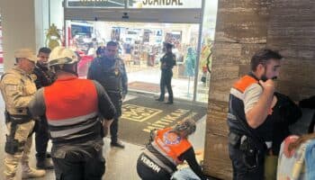 Suspenden plaza Mítikah tras desplome de elevador con saldo de dos heridos