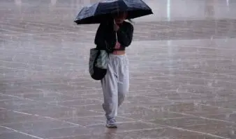SMN alerta por posible ciclón tropical; frente frío provoca lluvias intensas y viento en varias regiones