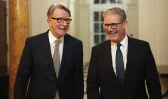 Starmer destituye al embajador británico en Washington por sus vínculos con Epstein