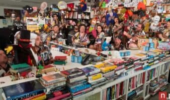 31 Minutos estrena concierto Tiny Desk lleno de clásicos y crítica social