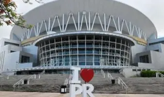 Cancelan rueda de prensa de partido de la NBA por tiroteo contra el Coliseo de Puerto Rico