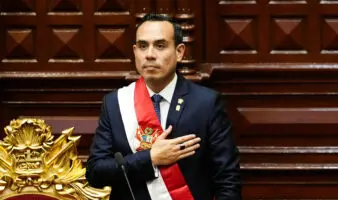 José Jerí asume como presidente interino de Perú