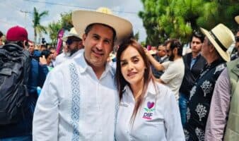 Esposa de Carlos Manzo ocuparía alcaldía de Uruapan