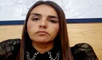 Viuda de Manzo pide paz y afirma que seguirá el movimiento del sombrero