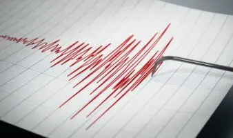 Aristegui en Vivo: Sismo de 6.5 en Guerrero; Suben a 14 los fallecidos por descarrilamiento del Interoceánico; aumenta el salario mínimo (02/01/2026)