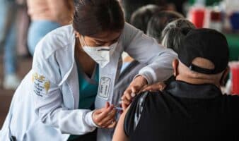 Arranca Mega Centro de Vacunación de la UNAM; estos días estará habilitado