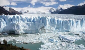 ¿Glaciares en peligro? Milei impulsa ley para permitir minería