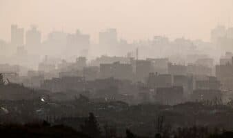 Ejército israelí mata a niña de 11 años pese alto al fuego; estaba jugando en un refugio